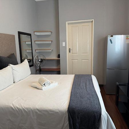The Mon Bed & Breakfast Maseru Exterior photo