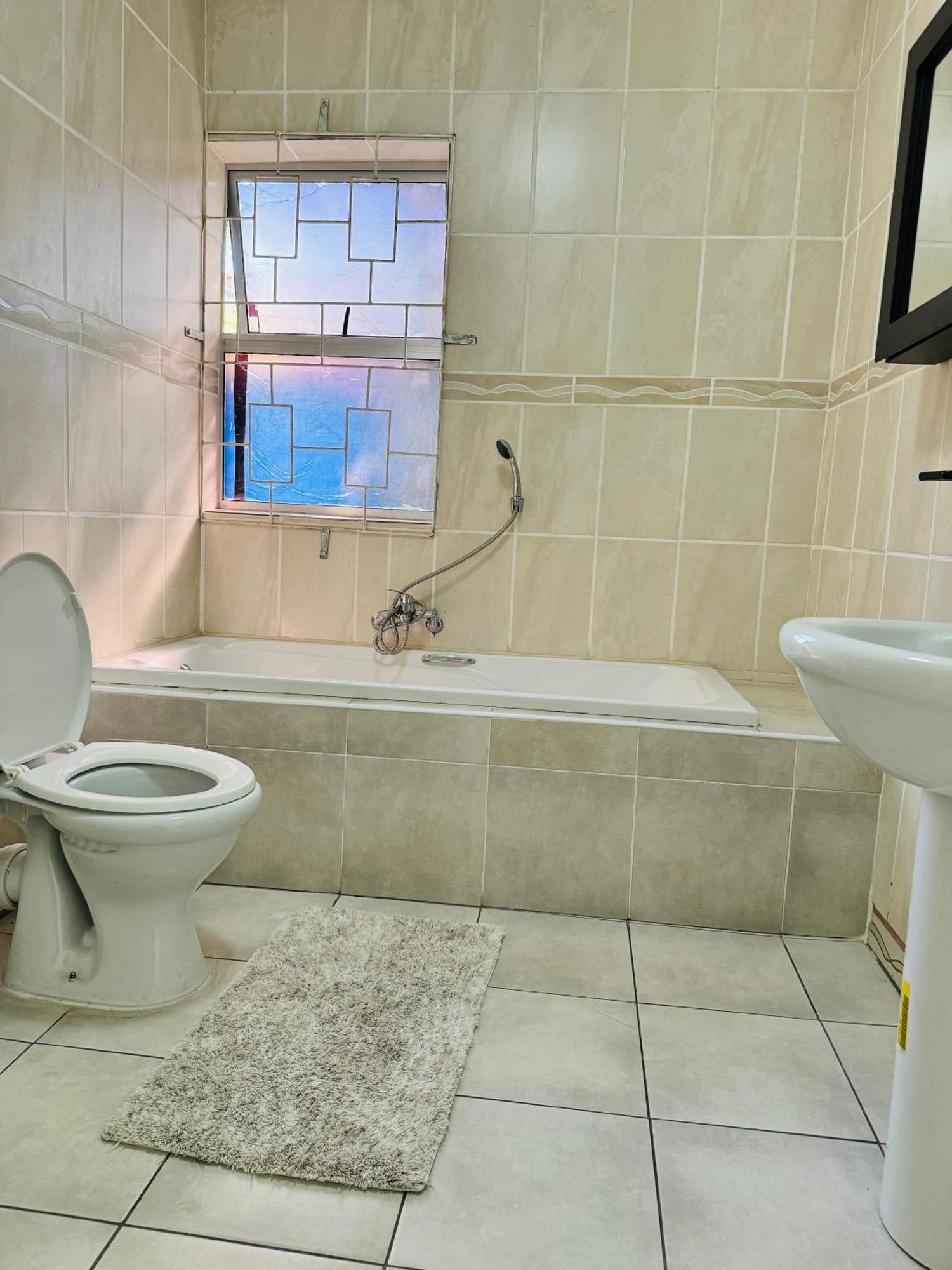The Mon Bed & Breakfast Maseru Exterior photo