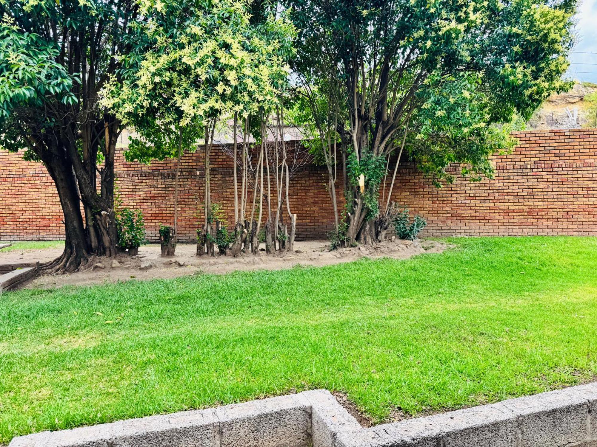 The Mon Bed & Breakfast Maseru Exterior photo